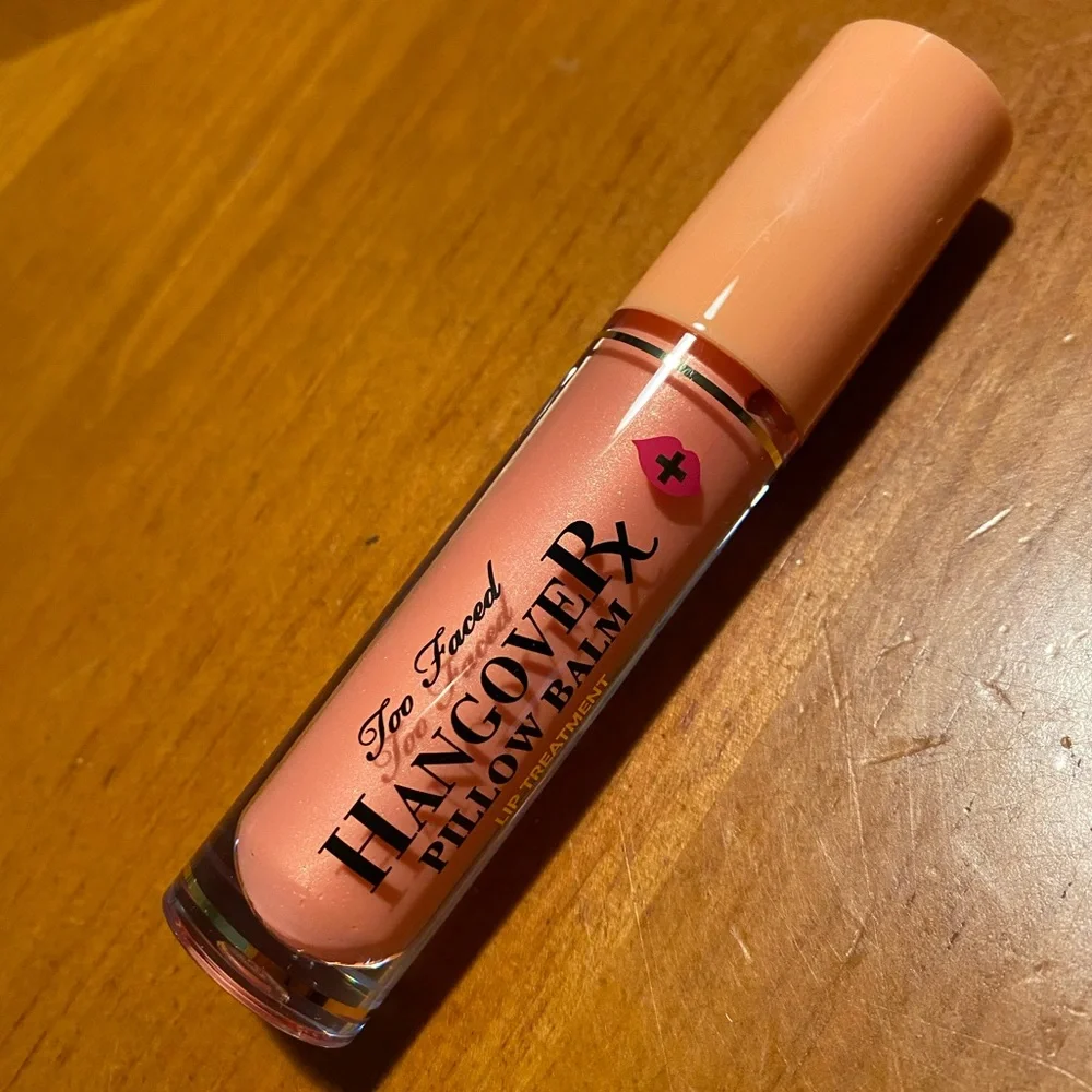 Too Faced Hangover Pillow Balm Lip Treatment Mango Kiss